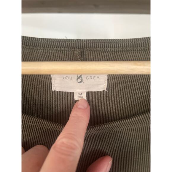 Lou & Grey Olive Green Ribbed Faux Wrap T-shirt Dress Medium - Picture 4 of 7